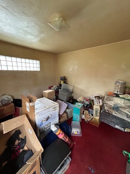 Building Photo - 342 S Dade Ave