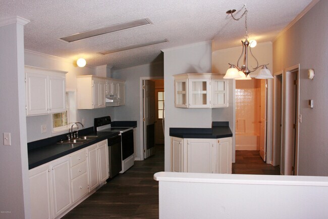 Building Photo - 811 Red Lighthouse Ln