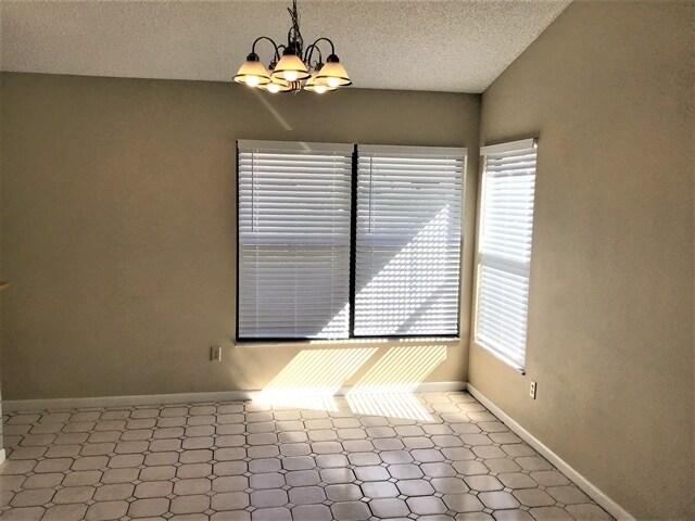 Building Photo - 1097 Covington St