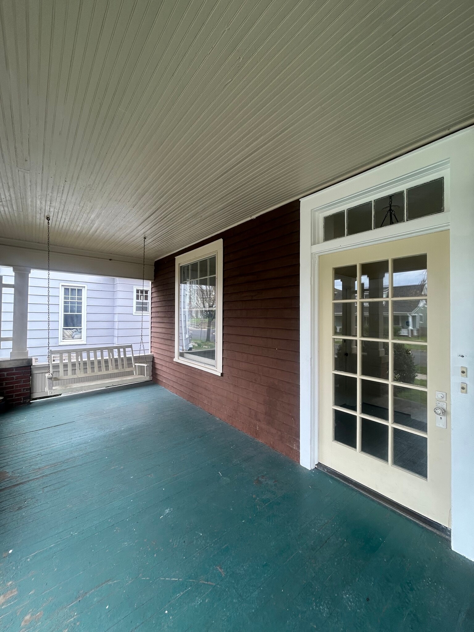 Building Photo - 405 W Pine St