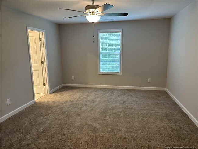 Building Photo - 348 Bahama Loop