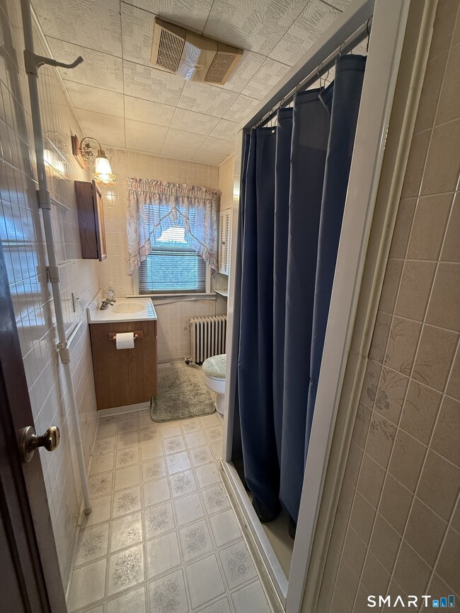 Building Photo - 59 Addison St