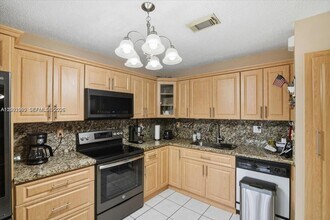 Building Photo - 13741 SW 160th Terrace