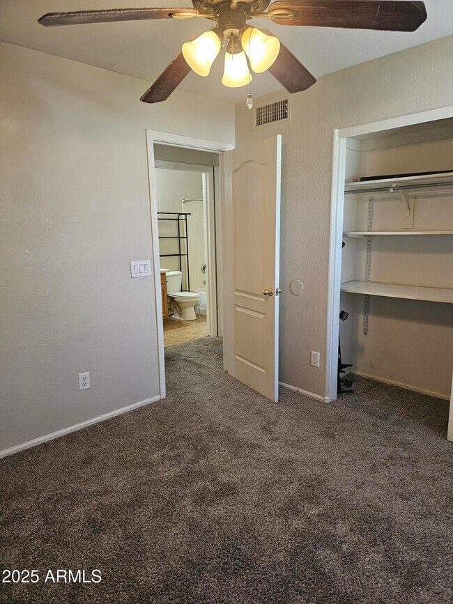 Building Photo - 16564 W Melvin St