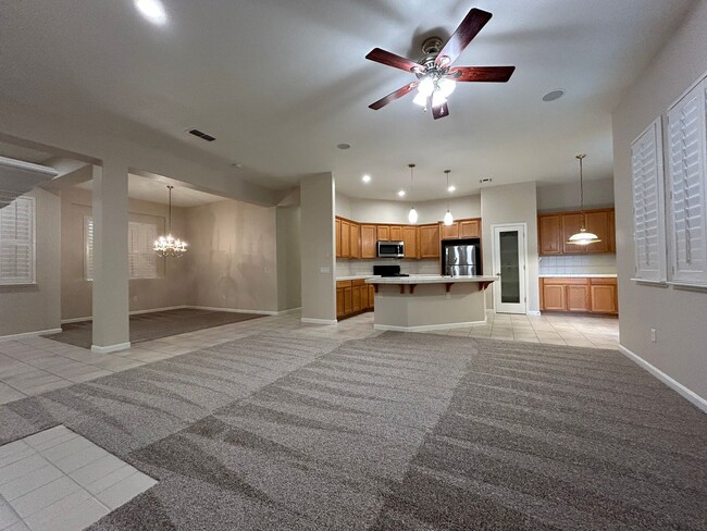 Building Photo - Senior Community for those 55+ Large 2 bed...