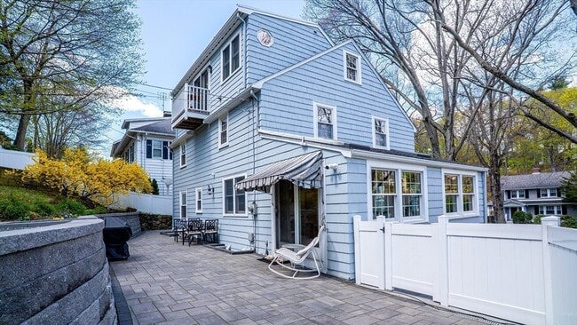 Building Photo - 51 Lynn Fells Pkwy