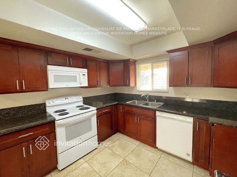 Building Photo - 110 Tahoe Dr