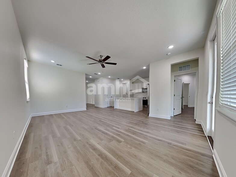 Building Photo - 11596 Bay Hl Cir