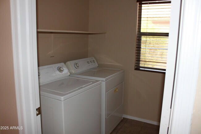 Building Photo - 33082 N Cat Hills Ave