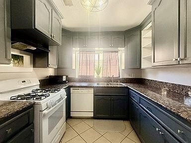 Building Photo - 2860 Juniper Dr