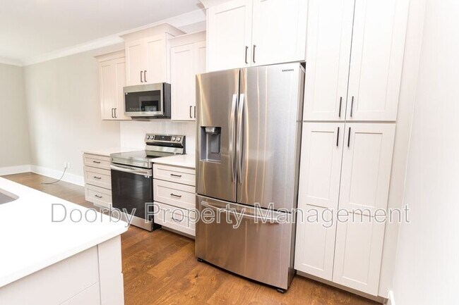 Building Photo - 2760 Ridge Park Dr