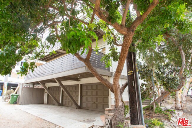 Building Photo - 3900 Pacific Ave