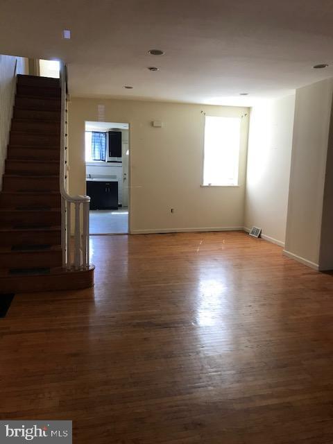 Building Photo - 708 Mifflin St