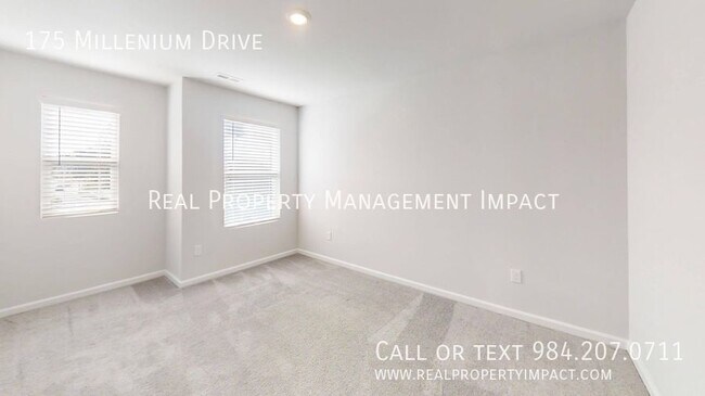 Building Photo - 175 Millennium Dr