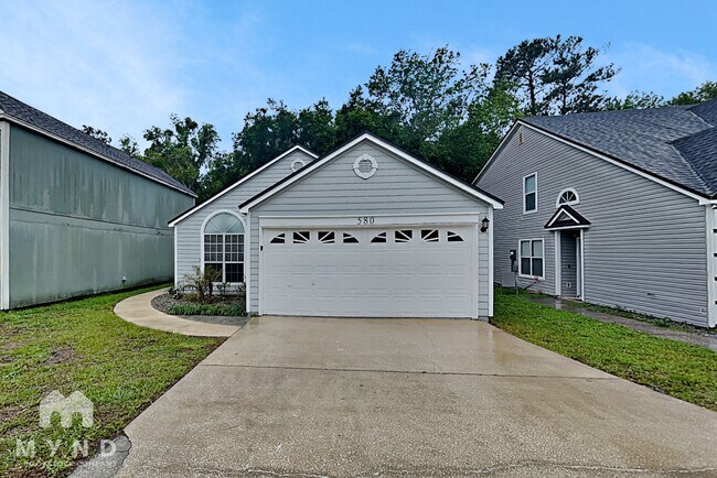 Building Photo - 580 Staffordshire Dr