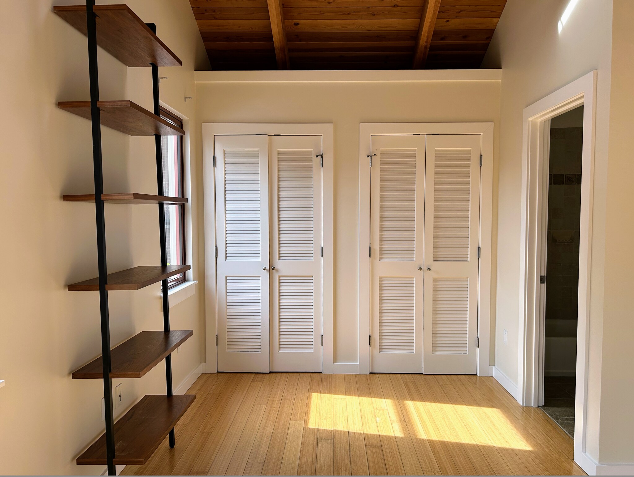 Bedroom 1 closets - 535 29th St