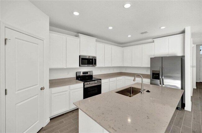 Building Photo - 4425 NW 14th Lp