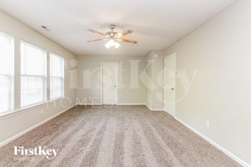 Building Photo - 5121 Flame Way