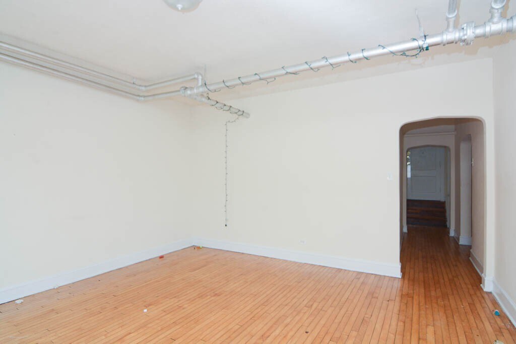 Building Photo - 2338 N Spaulding Ave