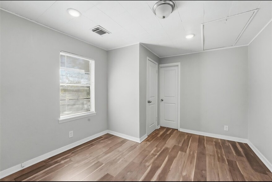 Building Photo - 6526 Linden St