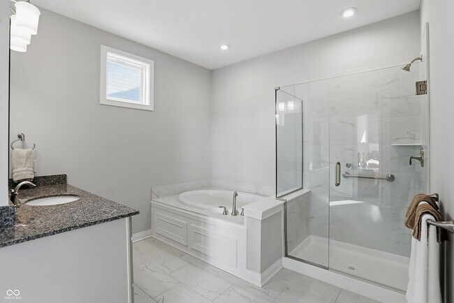 Building Photo - 16067 Loire Valley Dr