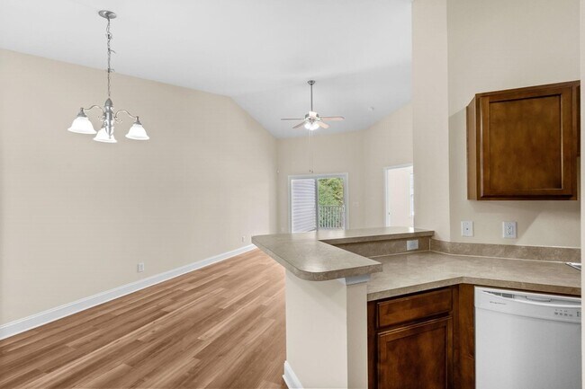 Building Photo - 239 Portsmith Dr