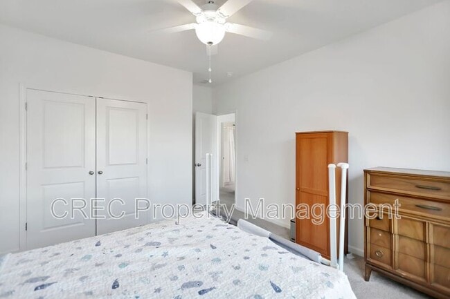 Building Photo - 691 Snow Owl Dr