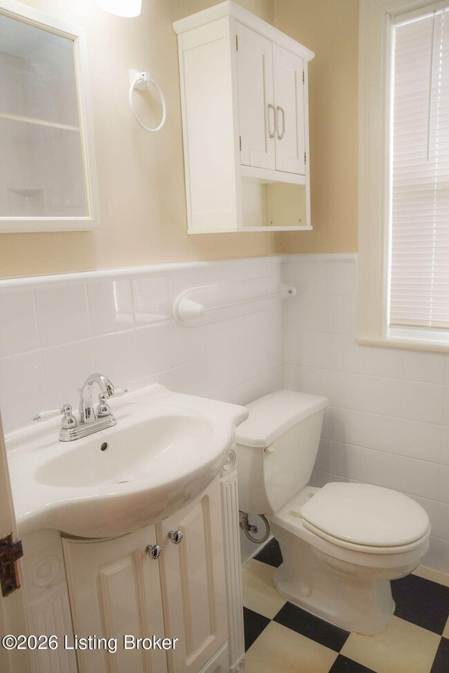 Building Photo - 3520 Willis Ave