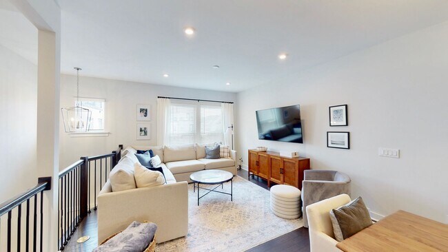 Building Photo - 18016 Nolita Ln