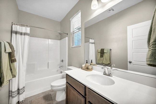 Building Photo - Luxury Rental | Premium Corner Lot | Strip Views