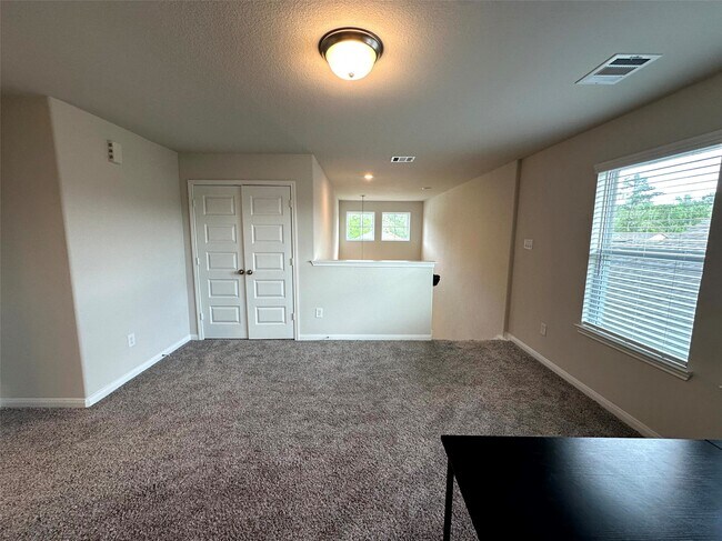 Building Photo - 7076 Silverleaf Oak St