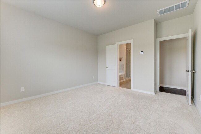 Building Photo - 6607 Arabella Lakes Dr
