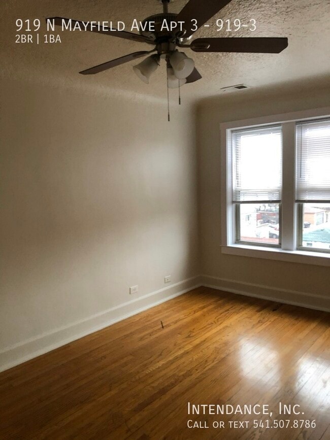 Building Photo - 919 N Mayfield Ave