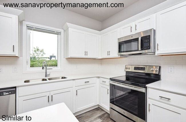 Building Photo - Modern Look 2 Story house!! Waukee Schools!! Great Neighbourhood!