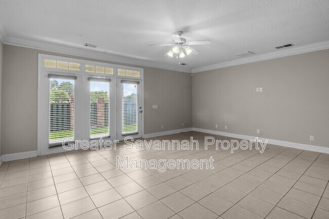 Building Photo - 125 Ventura Pl