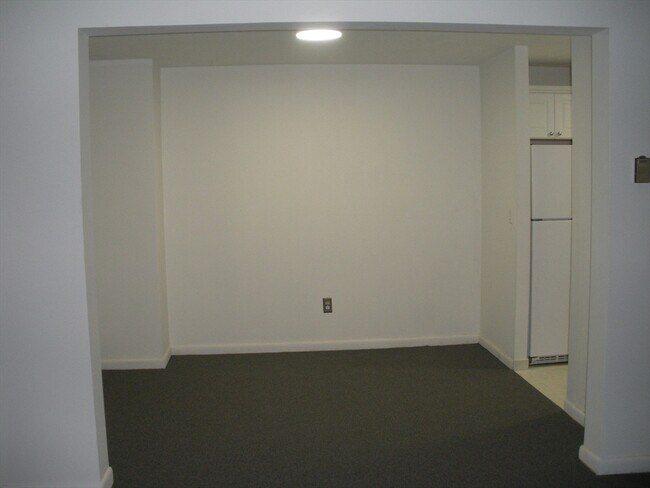 Building Photo - 47 West St