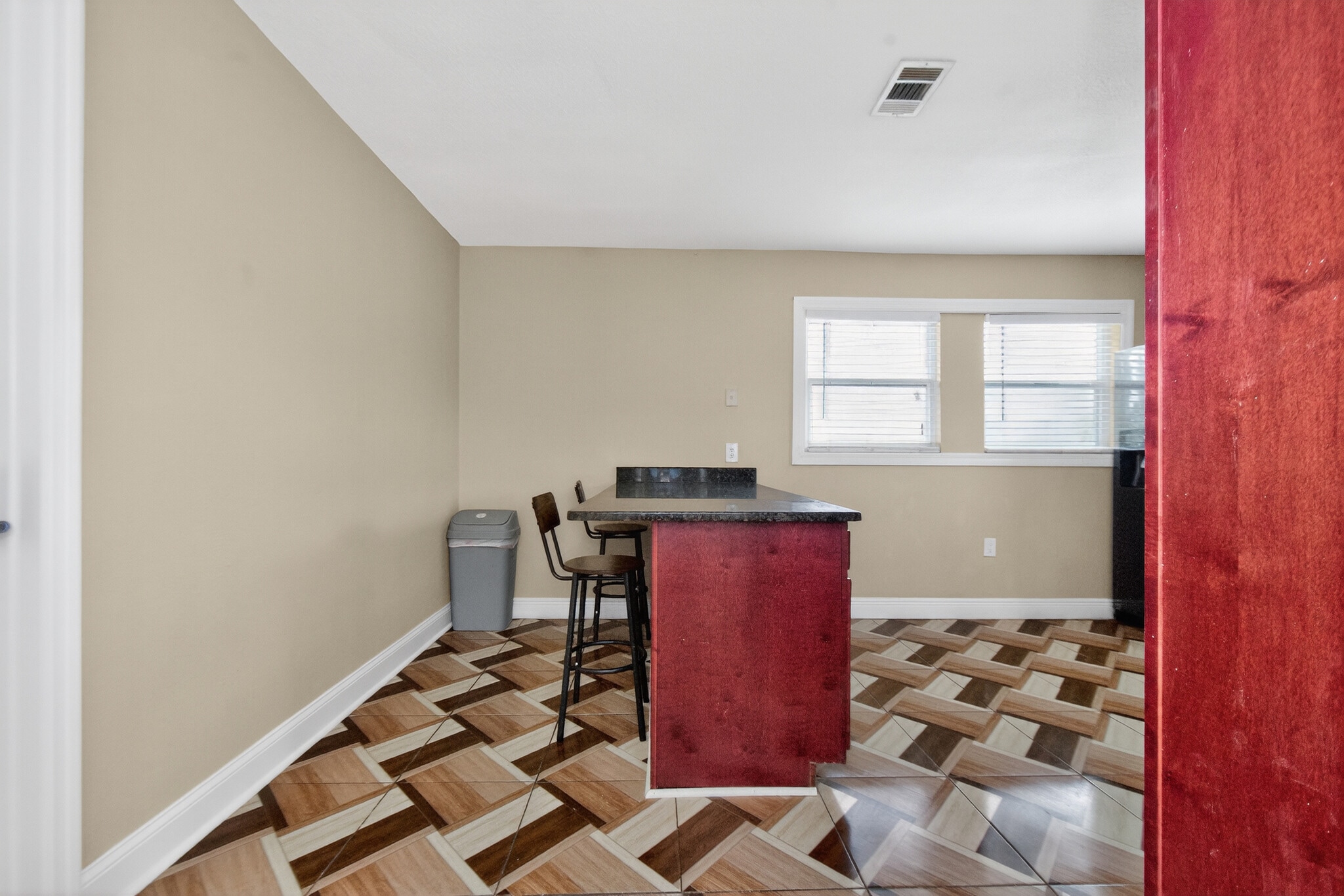 Building Photo - 2 Sweetbay Ln