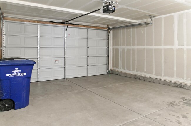 Building Photo - 1605 S Windy Rdg Dr