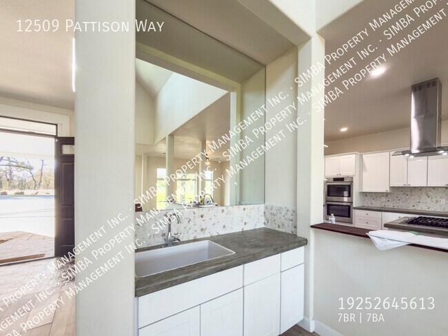 Building Photo - 12509 Pattison Rd