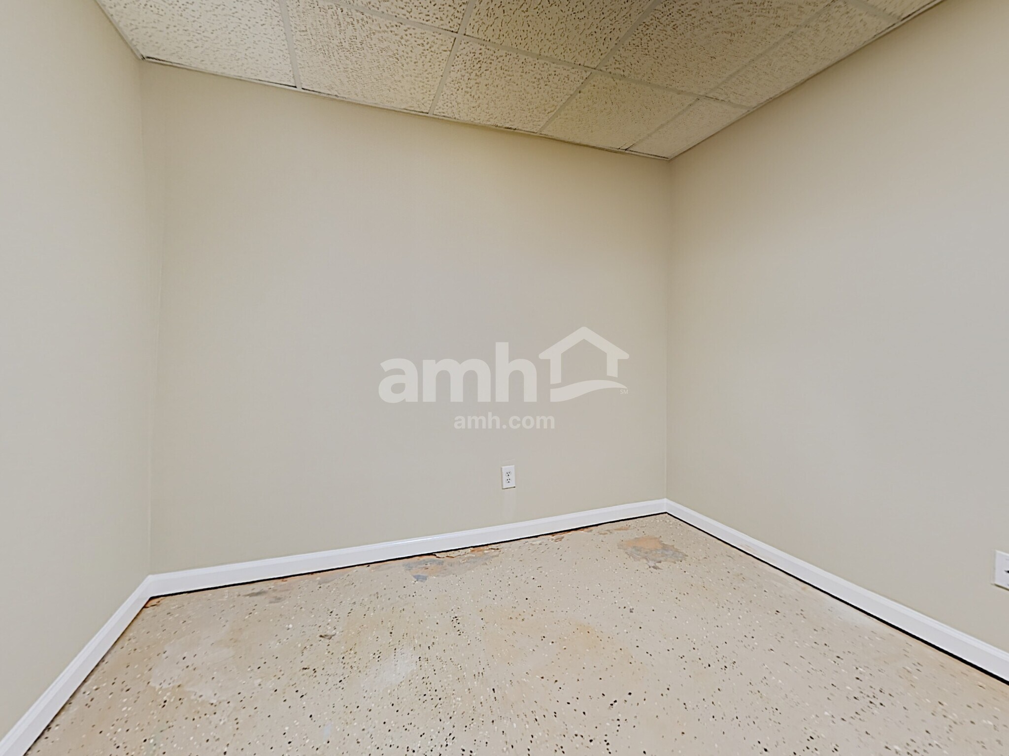 Building Photo - 1 Arbor Cove Dr