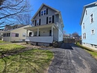 Building Photo - 3 Bedroom - Single Family Home!