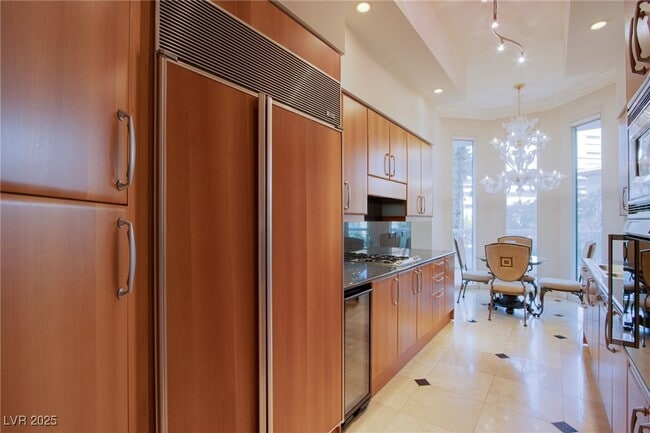 Building Photo - 2857 Paradise Rd