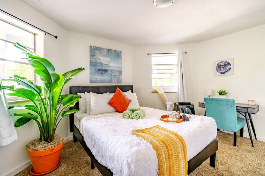 Building Photo - 605 Dennison Ave