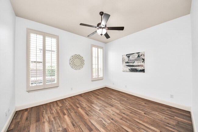 Building Photo - 19410 Meadow Lakes Dr