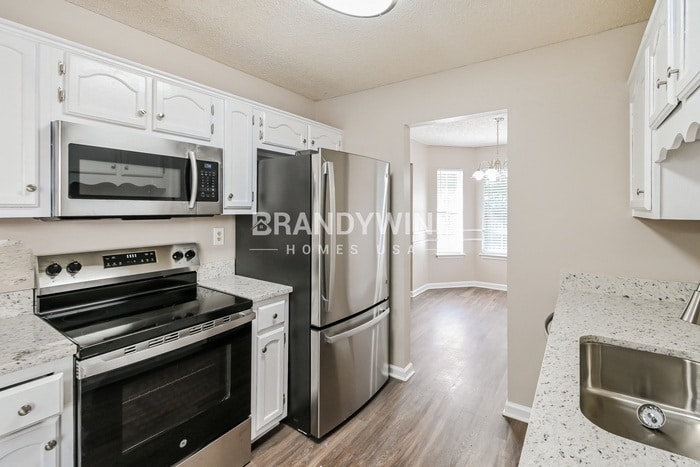 Building Photo - 7569 Bridelwreath Dr