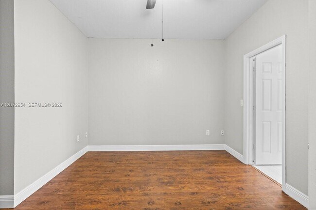 Building Photo - 7929 Tuscany Dr