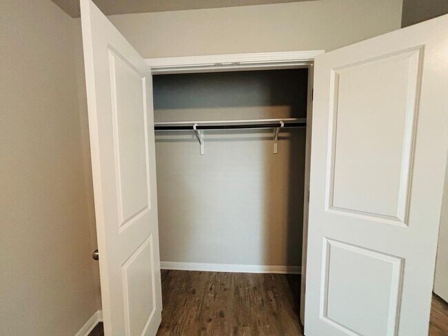 Building Photo - 1305 Bear Peak Ln