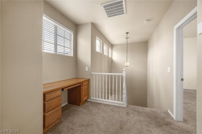 Building Photo - 428 Eternity St