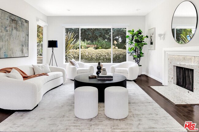 Building Photo - 3360 Ley Dr