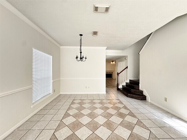 Building Photo - 16315 Cobble Springs Ct
